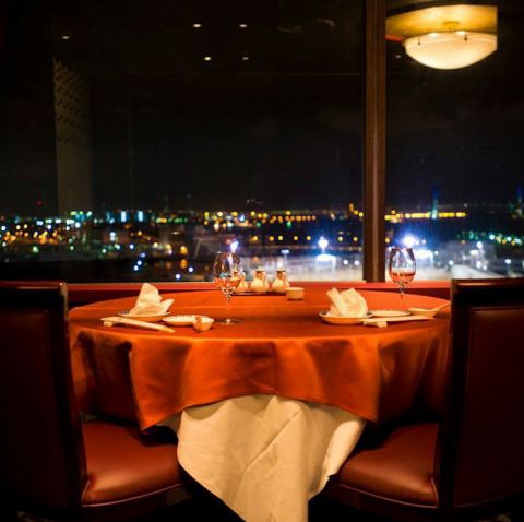 横浜デートに！夜景が見えるレストラン15選！