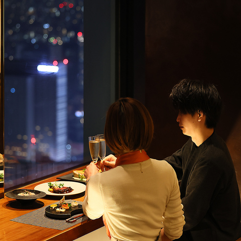 新宿デートに！夜景が見えるレストラン15選！