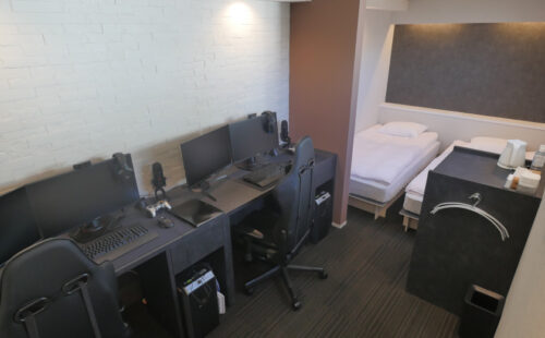 HOTEL VILLA THE RooM e-sports & resort02